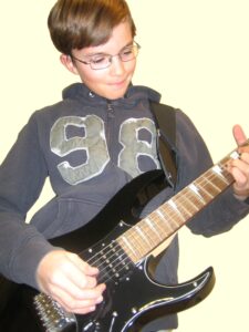 Bildleiste 2 vion Links musik-seeheim-jugenheim.de Unterricht Gitarre & Gesang